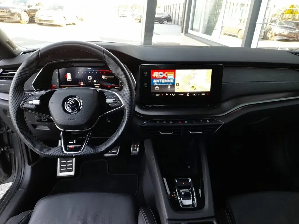 Skoda Octavia 2023 photo 3