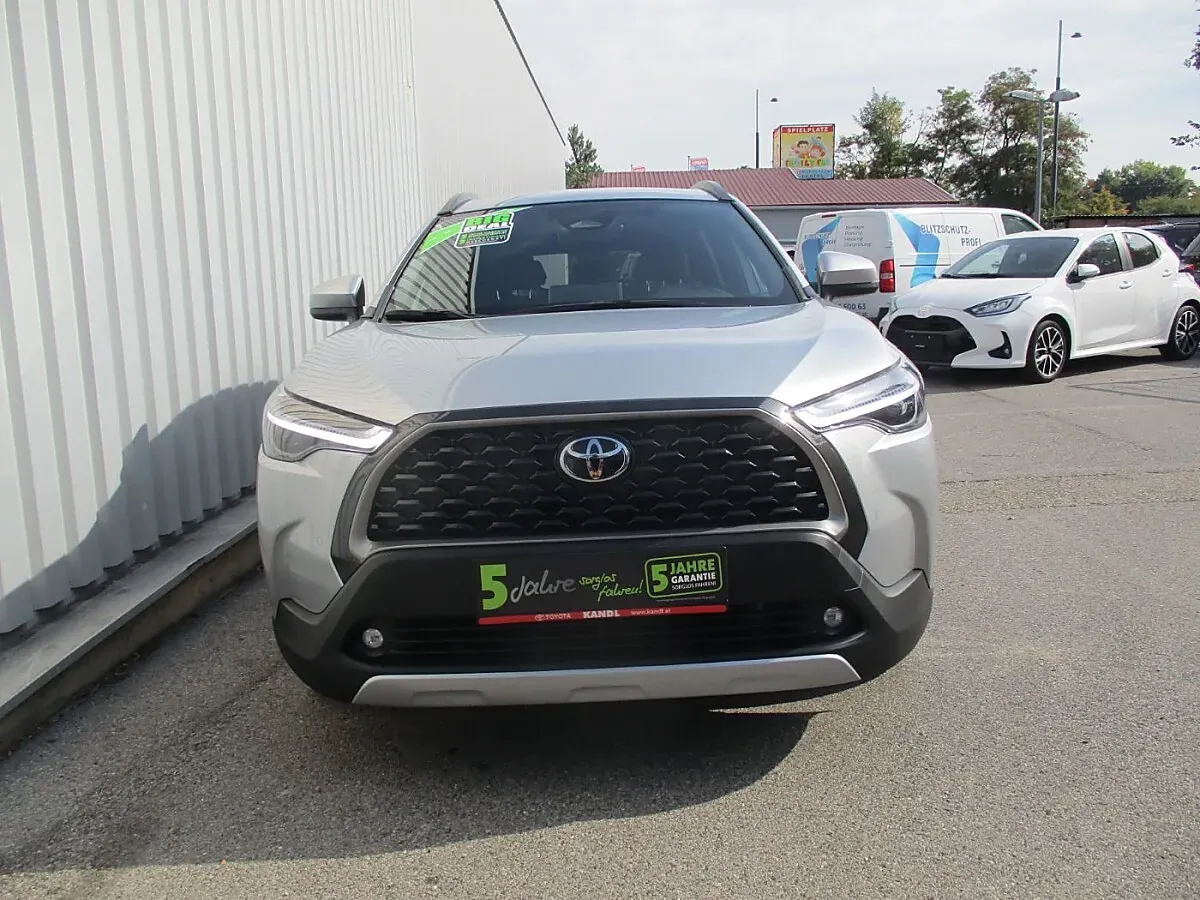 Toyota Corolla Cross 2025 photo 3