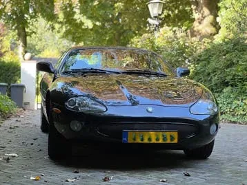 Jaguar Xk8