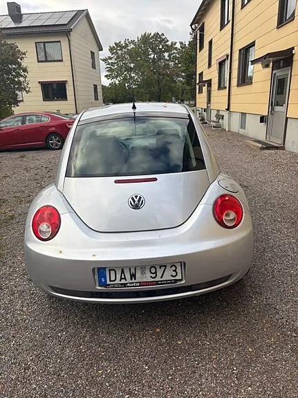 Volkswagen New Beetle 2008 photo 2