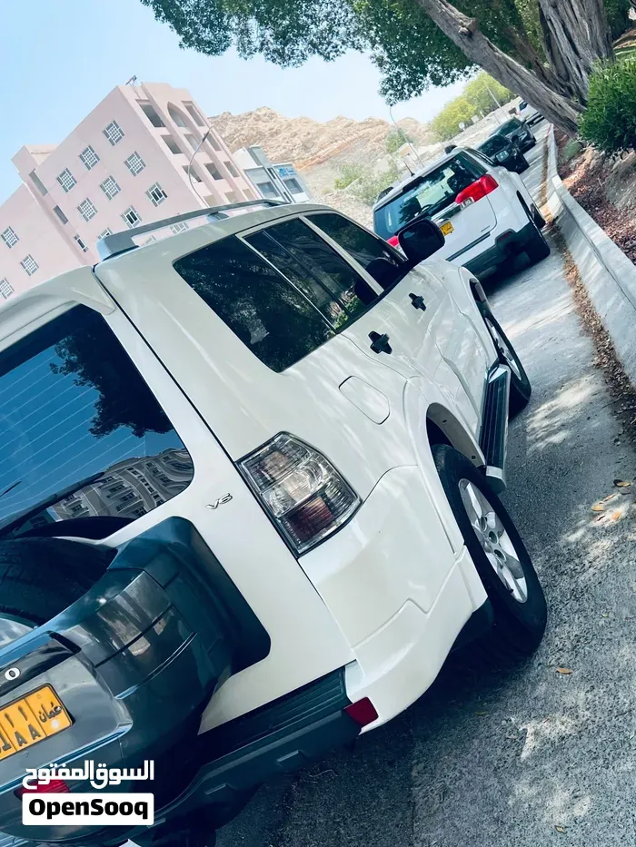 Mitsubishi Pajero 2017 photo 3