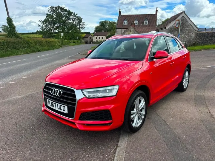 Audi Q3 2017 photo 3