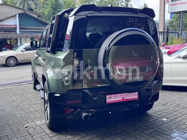 Land Rover Defender 2026 photo 3