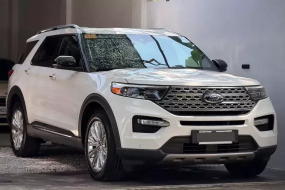 Ford Explorer 2022 photo 2