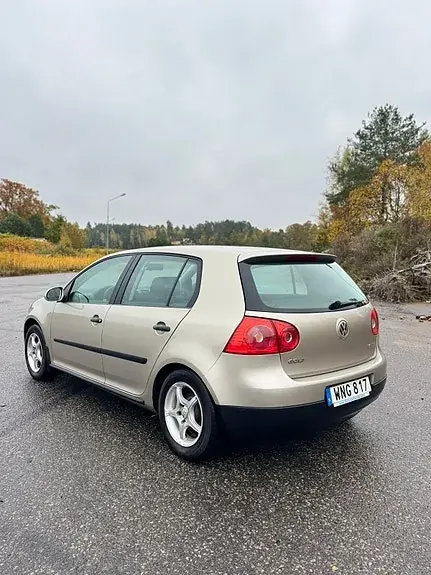 Volkswagen Golf 5 2005 photo 3