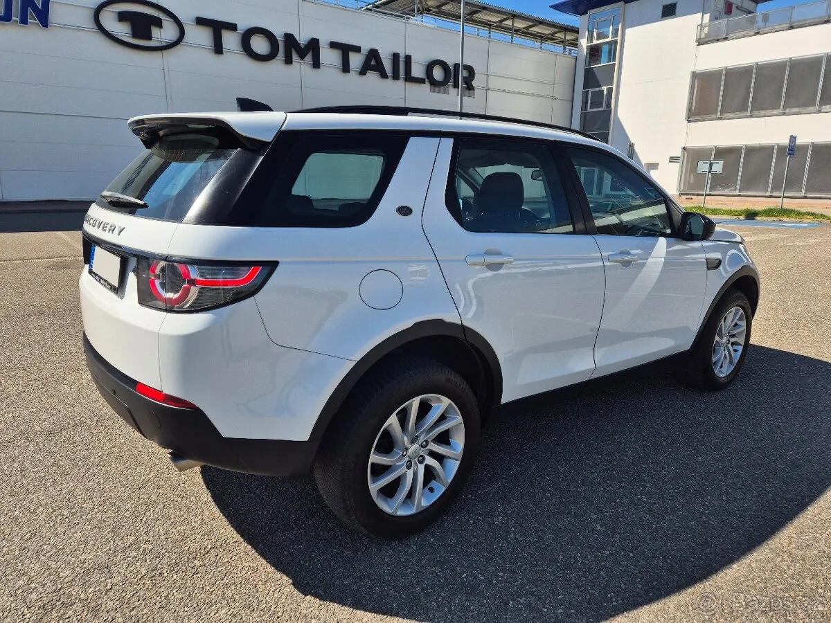Land Rover Discovery Sport 2017 photo 5
