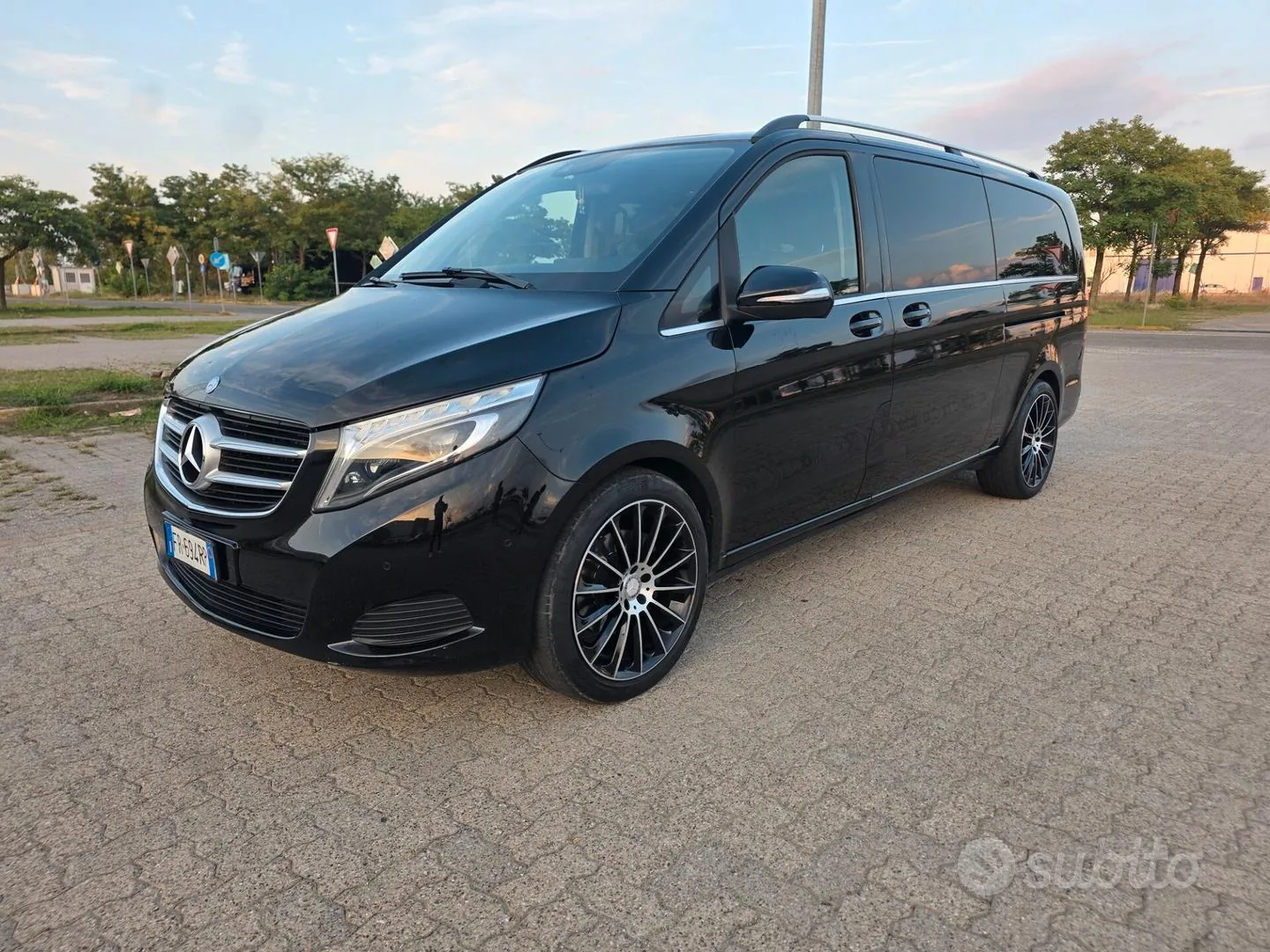 Mercedes-Benz V 250 D