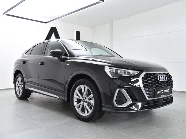 Audi Q3 2021 photo 3