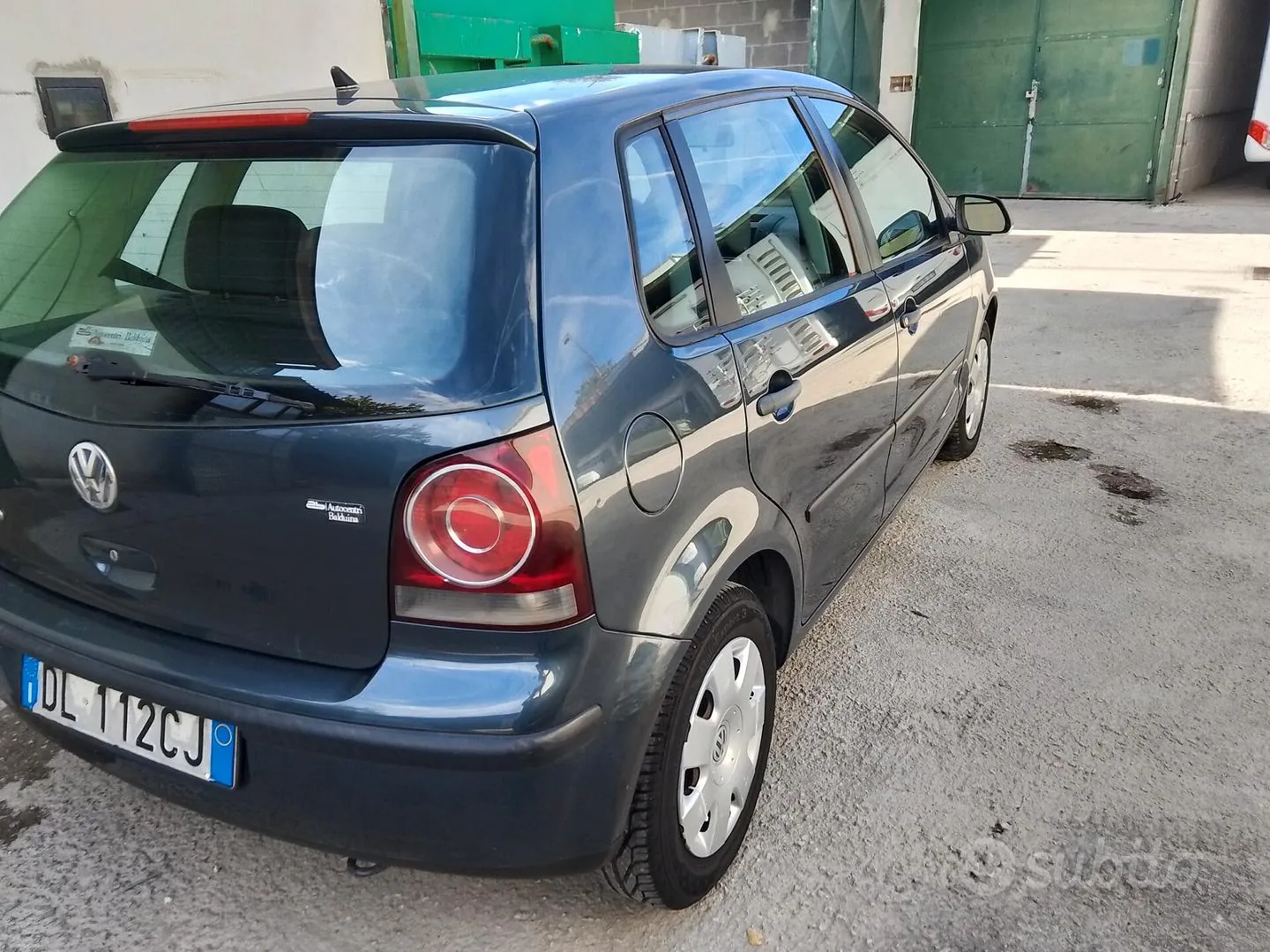 Volkswagen Polo 2009 photo 4