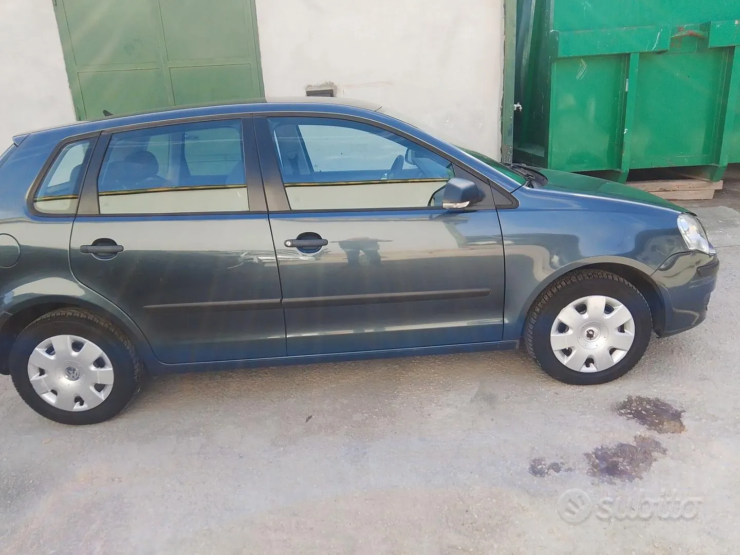 Volkswagen Polo 2009 photo 3
