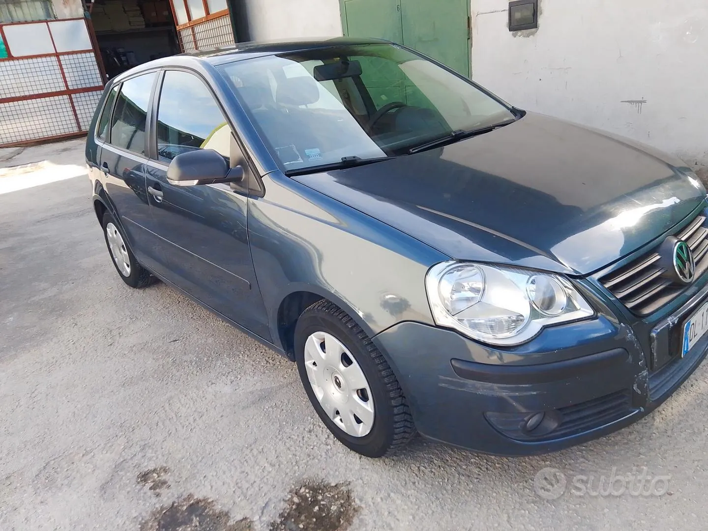 Volkswagen Polo 2009 photo 2
