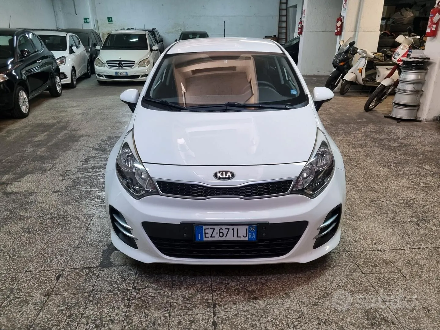 Kia Rio 2015 photo 5