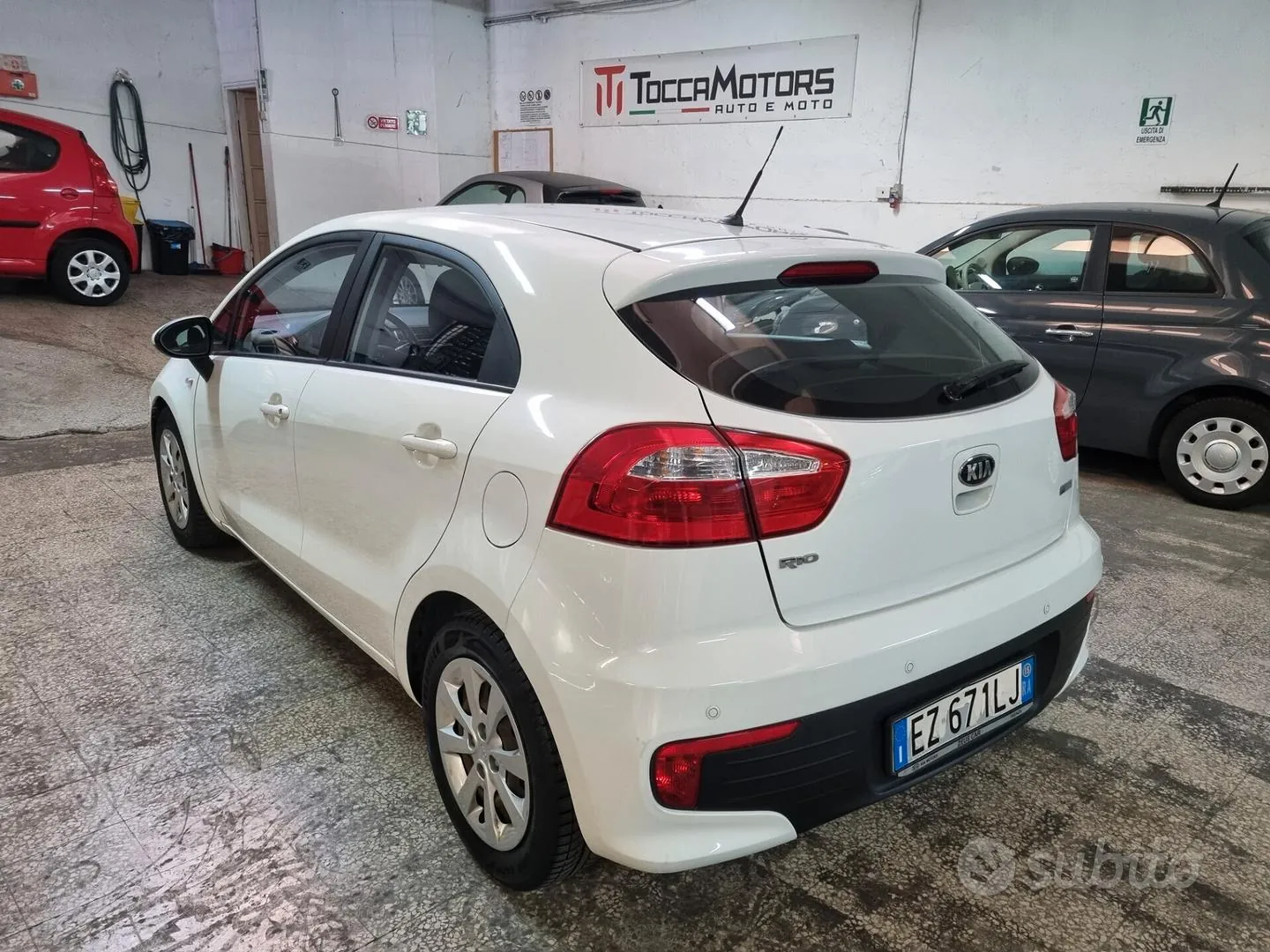 Kia Rio 2015 photo 4