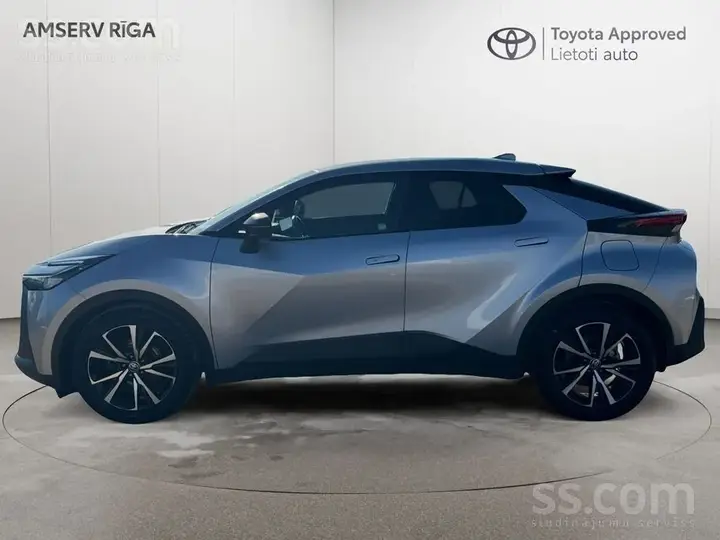 Toyota C-Hr 2025 photo 3