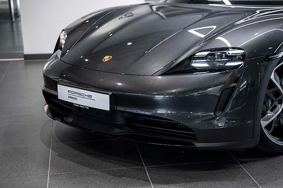 Porsche Taycan Cross Turismo 2023 photo 2