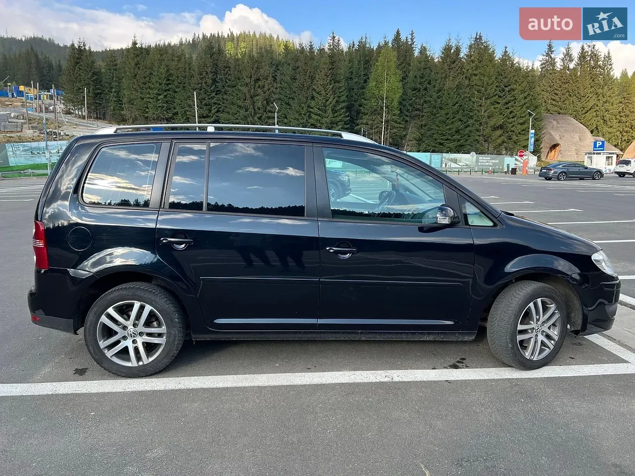 Volkswagen Touran 2008 photo 5