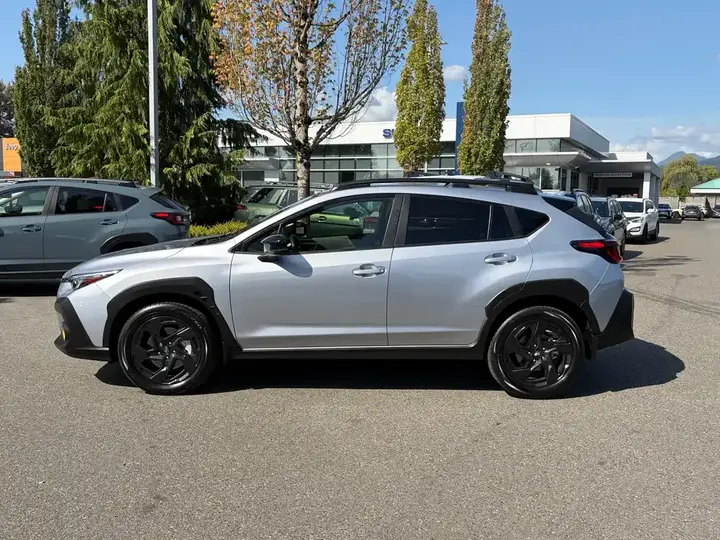 Subaru Crosstrek 2025 photo 2