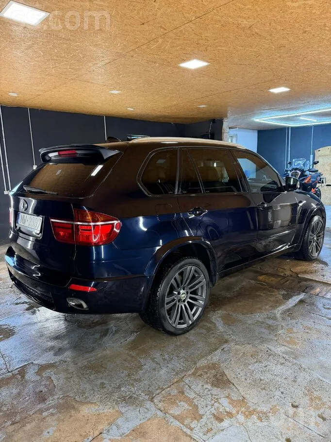 BMW X5 2009 photo 3