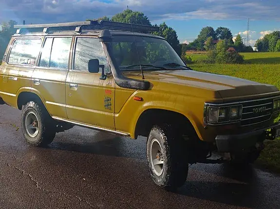 Toyota Land Cruiser 1983 photo 2