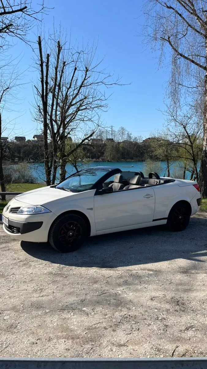 Renault Megane 2008 photo 2