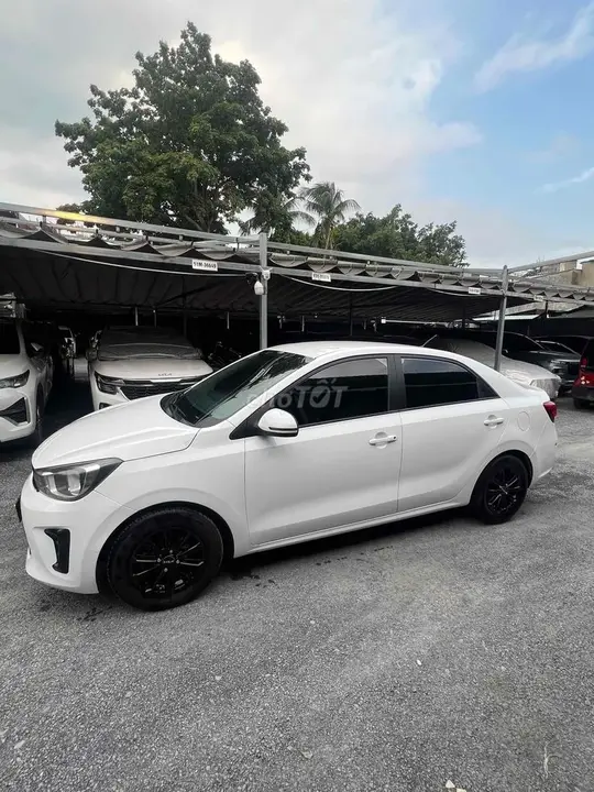 Kia Soluto 2022 photo 3