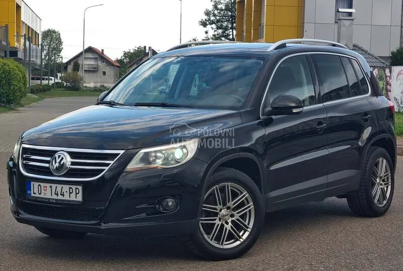 Volkswagen Tiguan 2008 photo 2