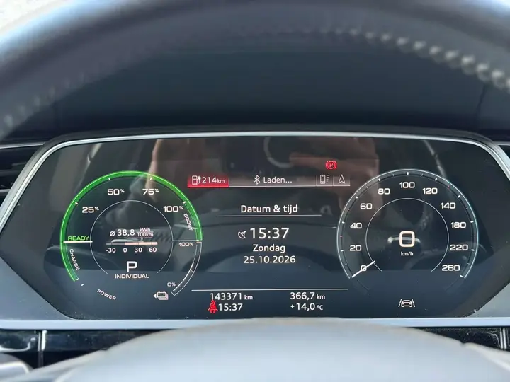 Audi E-Tron 2019 photo 4