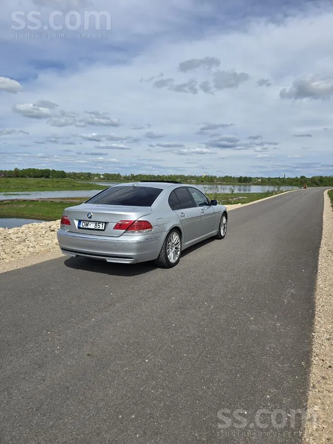 BMW E65 2006 photo 5