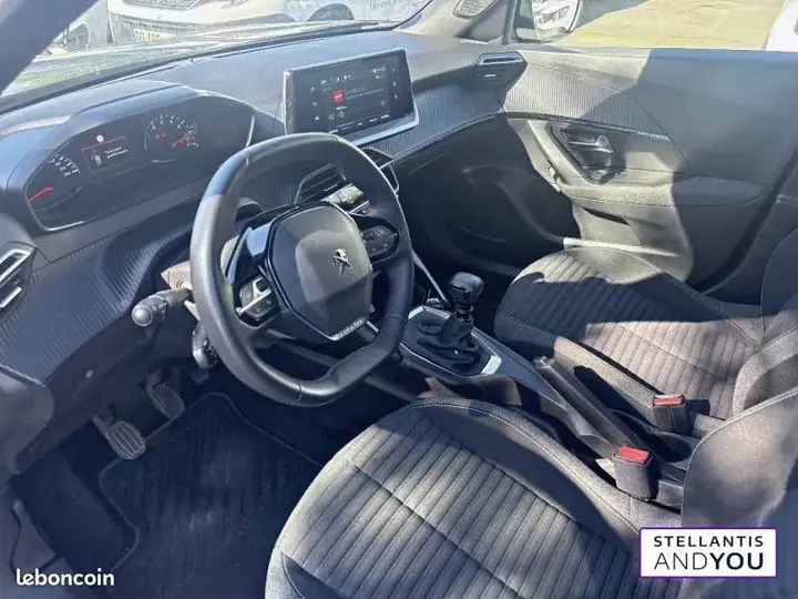 Peugeot 2008 2008 photo 4