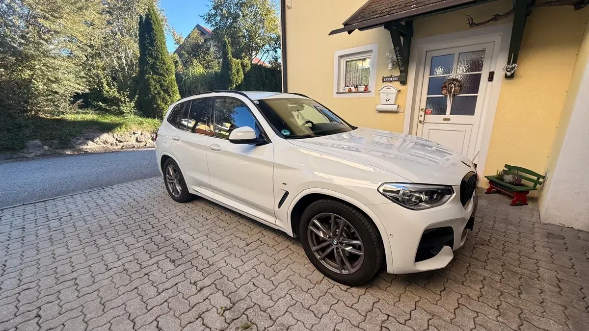 BMW X3 2020 photo 2