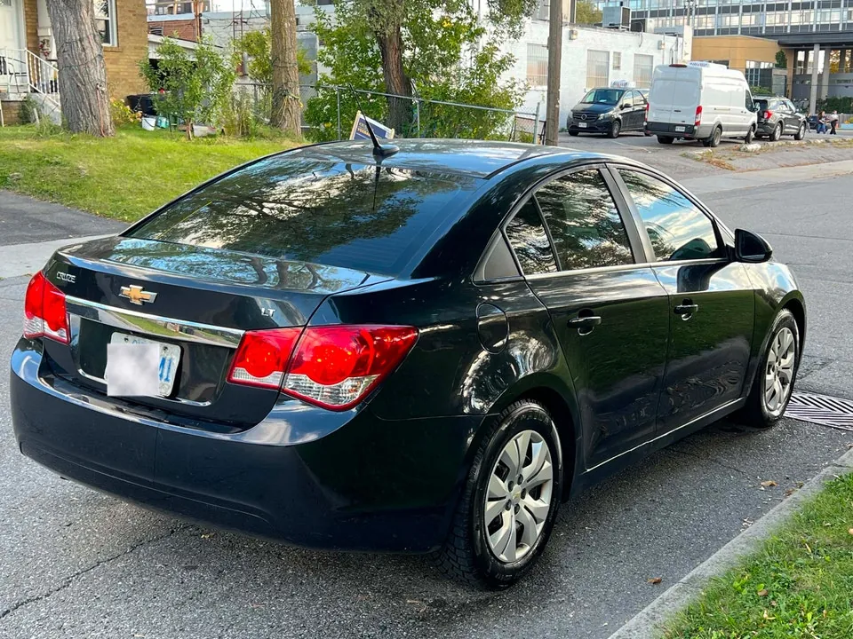 Chevrolet Cruze 2015 photo 3