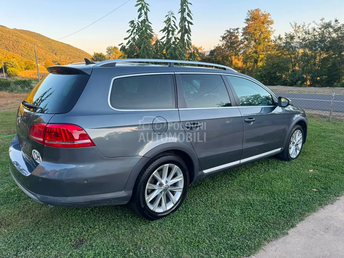 Volkswagen Passat B7 Alltrack 2012 photo 5