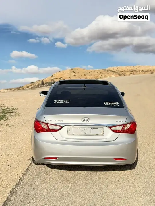 Hyundai Sonata 2011 photo 4