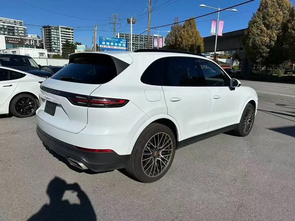 Porsche Cayenne 2023 photo 5