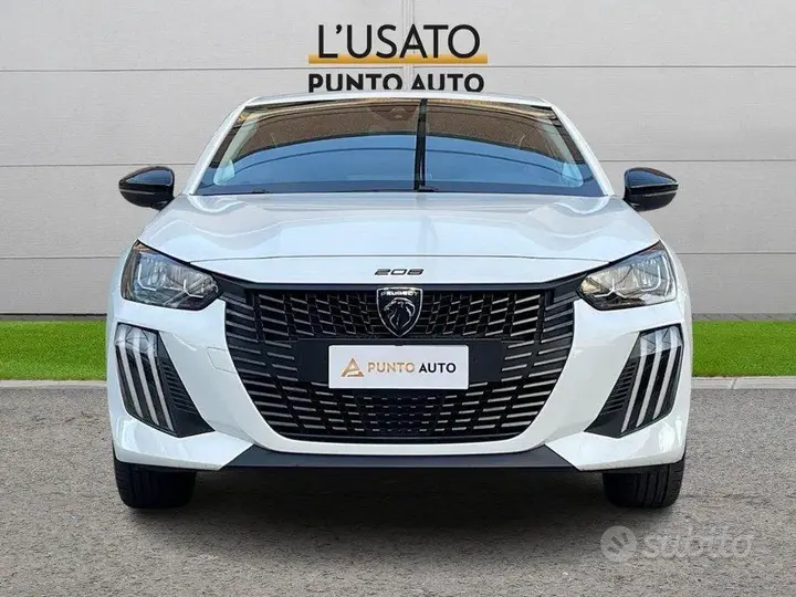 Peugeot 208 2025 photo 2