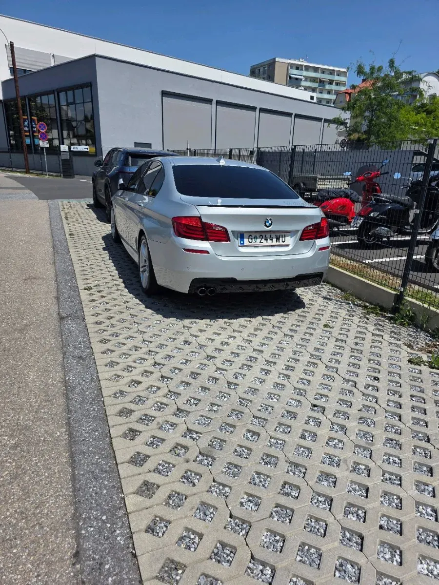 BMW 5 Series 2013 photo 3