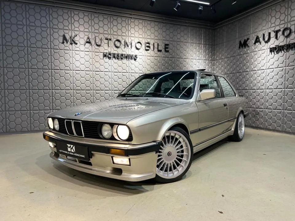 BMW E30