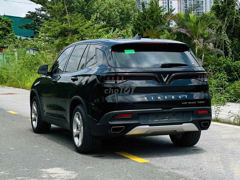 Vinfast Lux Sa2.0 2021 photo 4