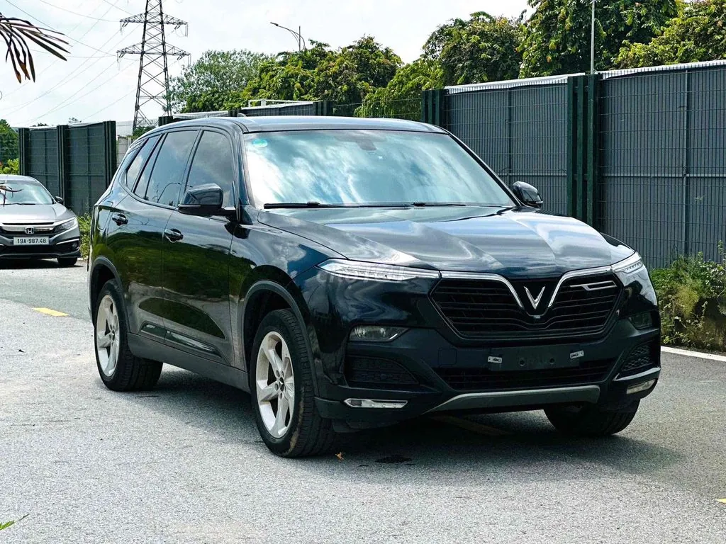 Vinfast Lux Sa2.0 2021 photo 3