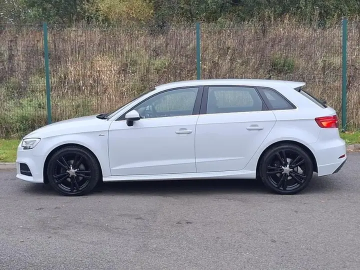 Audi A3 2018 photo 4