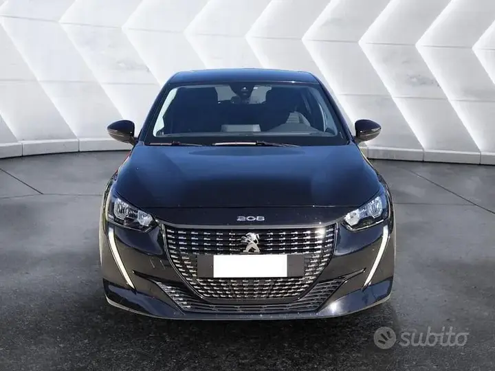 Peugeot 208 2022 photo 2