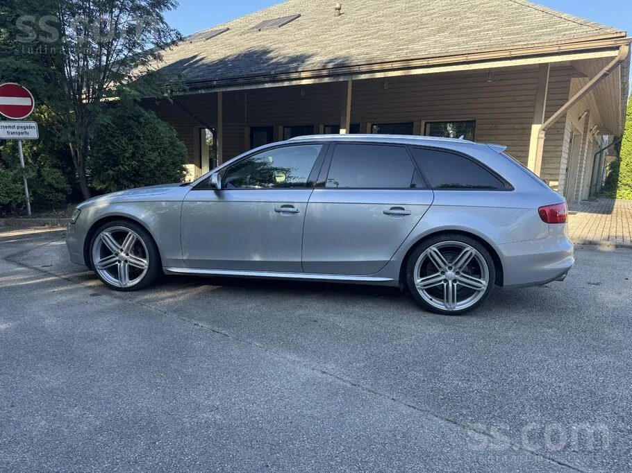 Audi A4 2014 photo 5