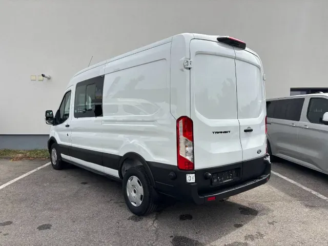 Ford Transit 2026 photo 2