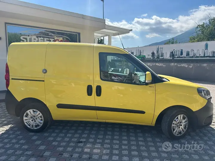 Fiat Doblo photo 2