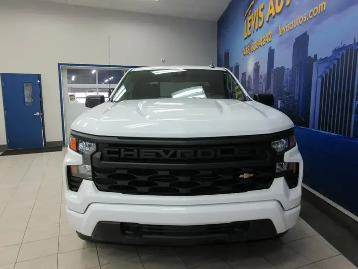 Chevrolet Silverado 1500 2023 photo 4