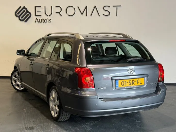 Toyota Avensis 2006 photo 3
