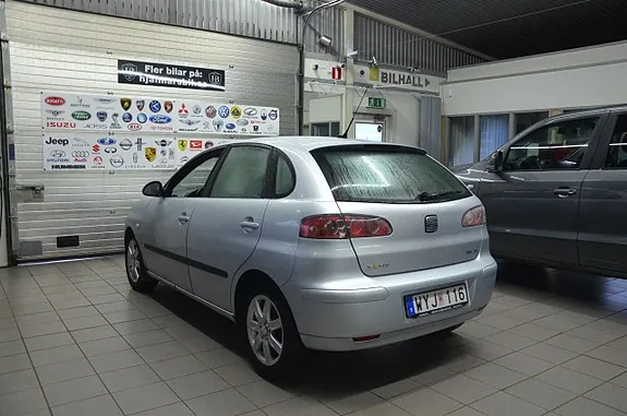 Seat Ibiza 2006 photo 3