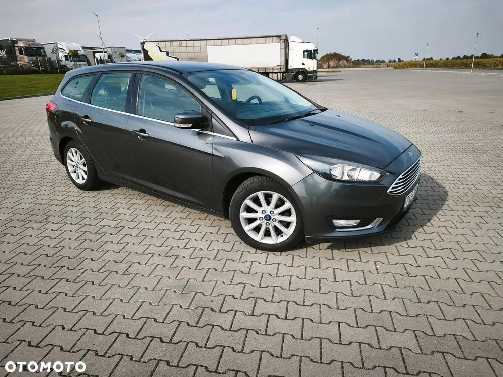 Ford Focus 2015 photo 2