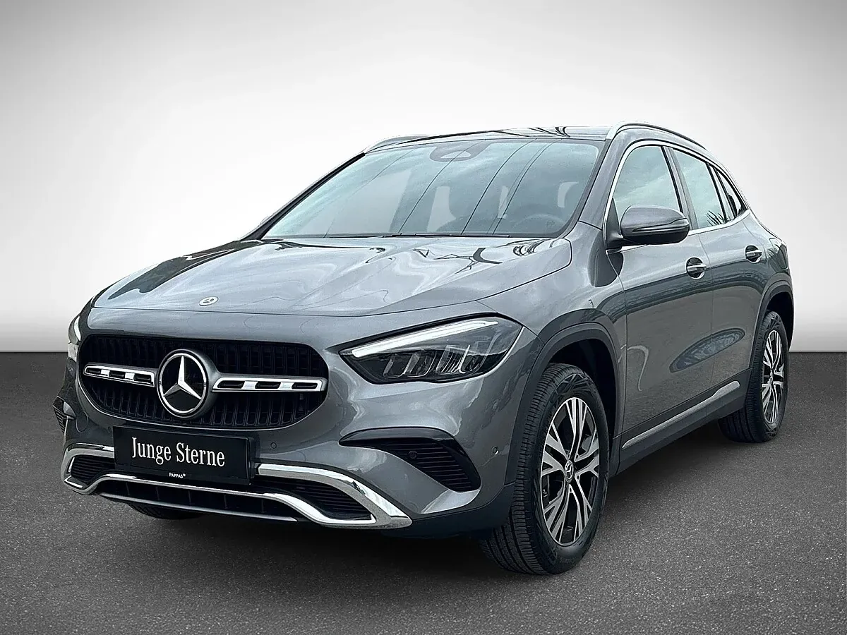 Mercedes-Benz Gla Class 2025 photo 2