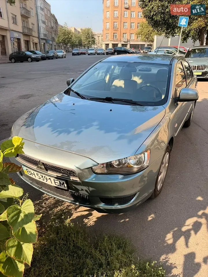 Mitsubishi Lancer